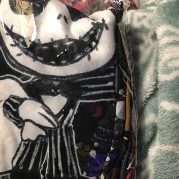 Nwt my Lala leggings this is Halloween pattern size XXL - Picture 2 of 4
